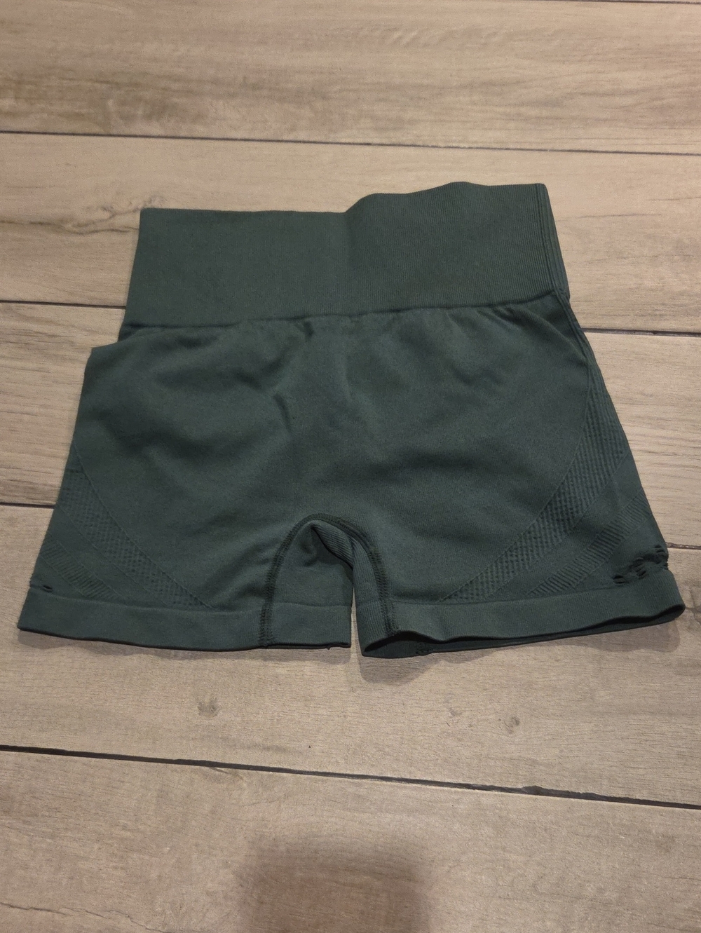 🍁High-Waist Performance Shorts in Dark Green